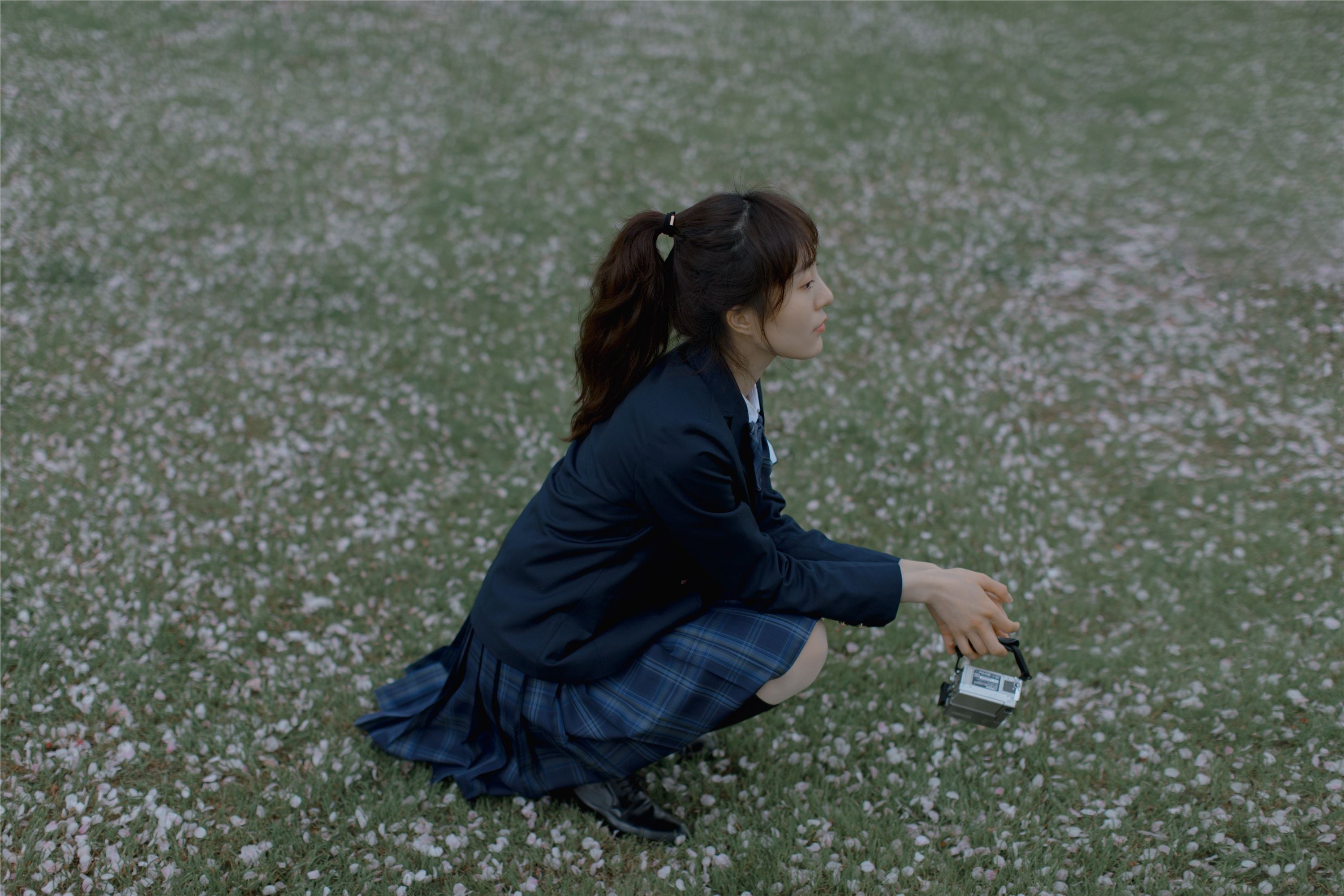 YITUYU艺图语 2021.09.02 樱花渐落 汤兮兮